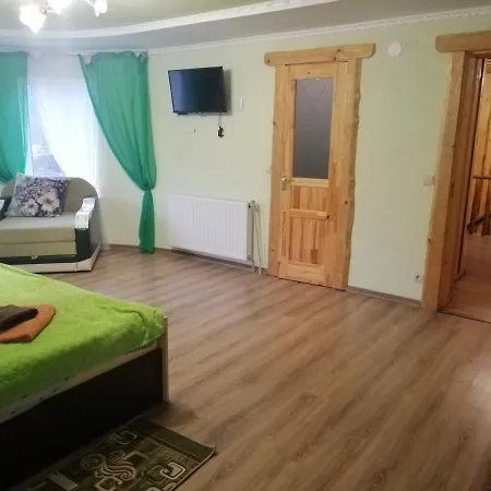 гостинний двір у ангеліни Holiday home