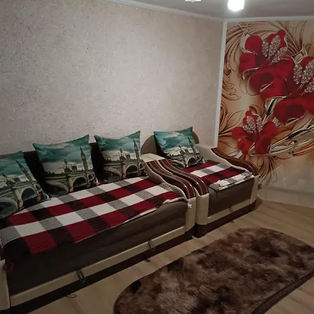 гостинний двір у ангеліни Holiday home Tatariv