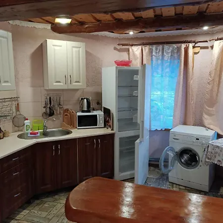 гостинний двір у ангеліни