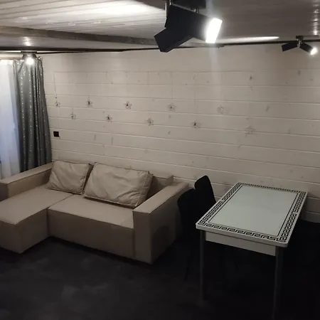 Holiday home гостинний двір у ангеліни