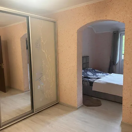 гостинний двір у ангеліни