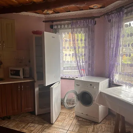 Дом отдыха гостинний двір у ангеліни Татаров