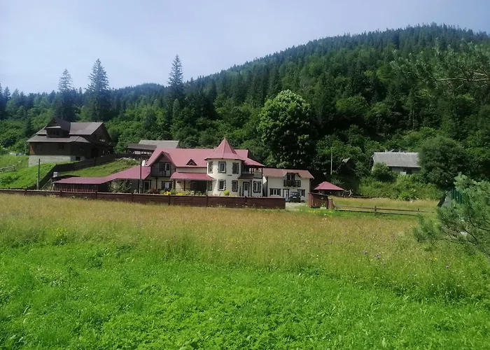 гостинний двір у ангеліни Ferienhaus *
