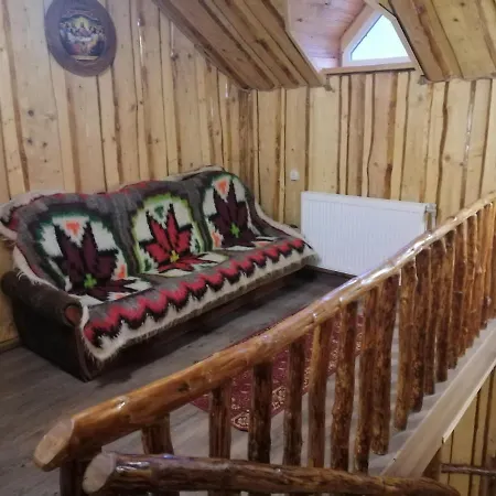 гостинний двір у ангеліни بيت للعطل *