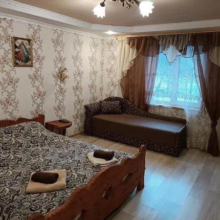 гостинний двір у ангеліни بيت للعطل *