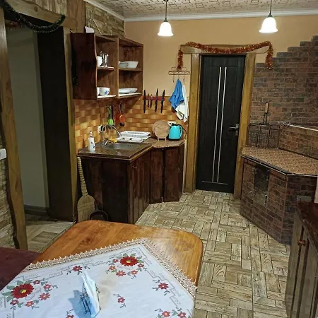 гостинний двір у ангеліни