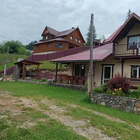 гостинний двір у ангеліни Casa vacanze