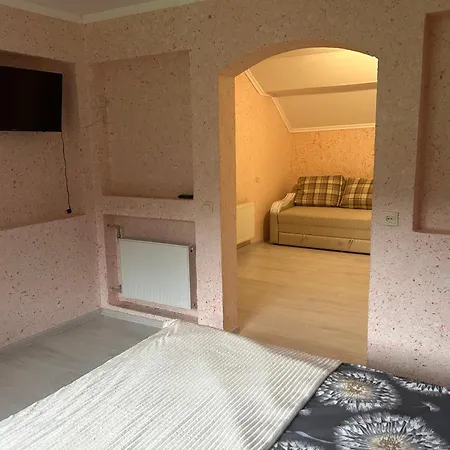 Casa vacanze гостинний двір у ангеліни Tatariv