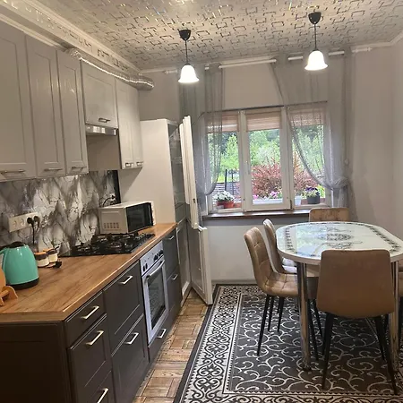 Casa vacanze гостинний двір у ангеліни